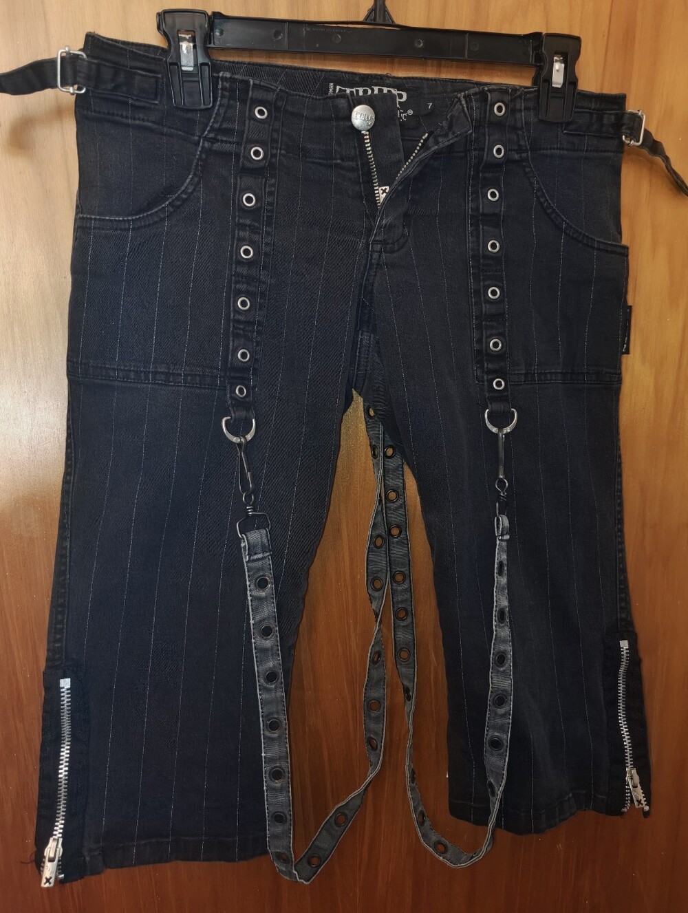 Tripp NYC Black Striped Bondage Capri Jeans with Removable Straps